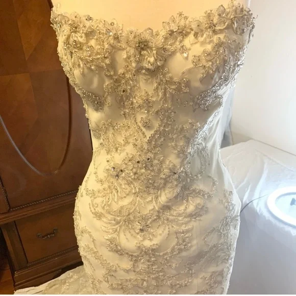 Sottero and Midgley Haute Couture wedding dress gown size 8 Ivory - Picture 2 of 15